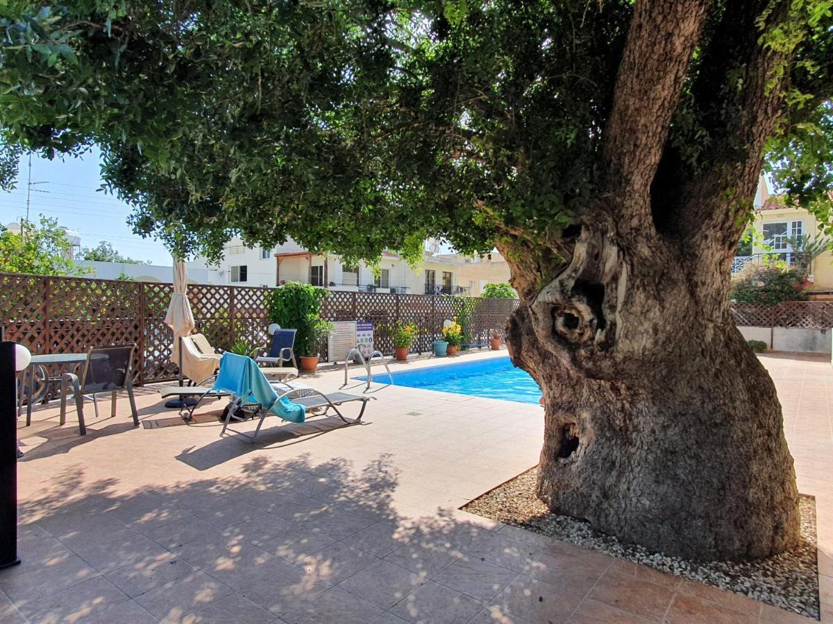 Homesweethome Paphos Exterior photo